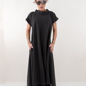 NEW - never worn - BLACK MAXI KAFTAN DRESS WITH SIDE POCKETS